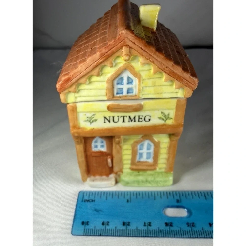 Vtg Spice Jar NUTMEG Country Kitchen Collection 1994 NIB House Cottage Core